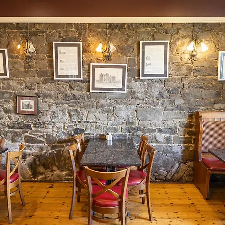 Gleeson's 3*